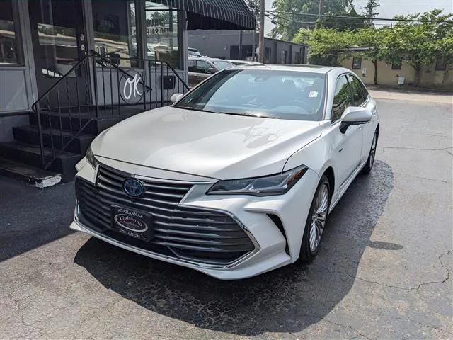 2020 Toyota Avalon Hybrid Limited for sale in Gahanna, OH