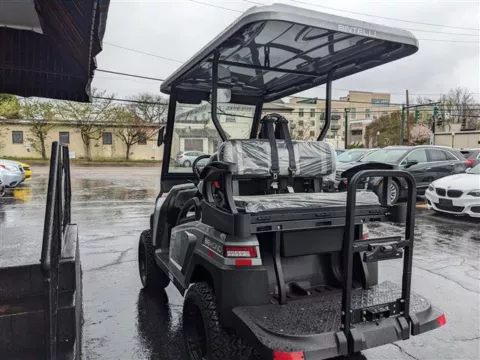 Another view of 2023 BINTELLI BEYOND 4PR LIFTED for sale in Gahanna, OH at Gahanna Auto Sales