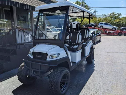 White 2024 BINTELLI BEYOND 6PR LIFTED LITHIUM 105-AH for sale in Gahanna, OH