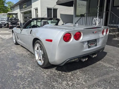 More photos of 2005 Chevrolet Corvette Convertible at Gahanna Auto Sales, OH