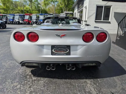 More photos of 2005 Chevrolet Corvette Convertible at Gahanna Auto Sales, OH