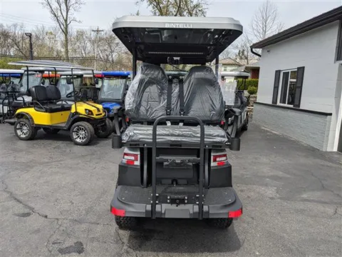 Photos of 2025 BINTELLI BEYOND 4PR LIFTED for sale in Gahanna, OH at Gahanna Auto Sales