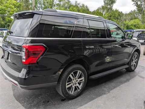 More photos of 2024 Ford Expedition Limited at Gahanna Auto Sales, OH