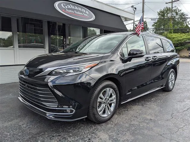 2021 Toyota Sienna Platinum 7-Passenger AWD for sale in Gahanna, OH