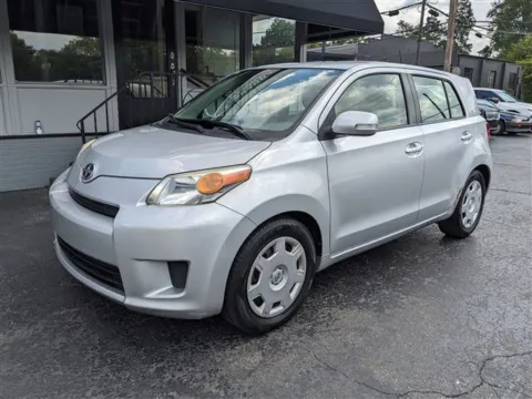 Silver 2010 Scion xD 5-Door for sale in Gahanna, OH