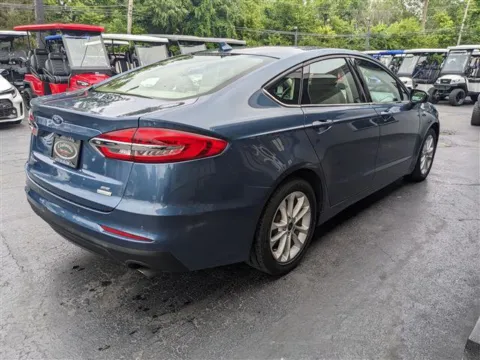 More photos of 2019 Ford Fusion SE at Gahanna Auto Sales, OH