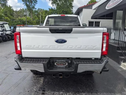 More photos of 2023 Ford Super Duty F-250 SRW XL 4WD at Gahanna Auto Sales, OH