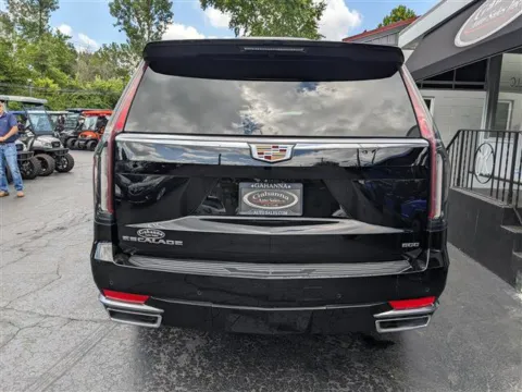 More photos of 2022 Cadillac Escalade ESV Premium Luxury at Gahanna Auto Sales, OH