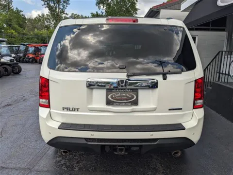 More photos of 2012 Honda Pilot Touring at Gahanna Auto Sales, OH