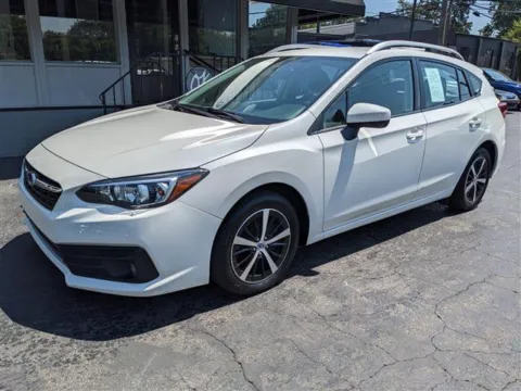 White 2022 Subaru Impreza Premium for sale in Gahanna, OH