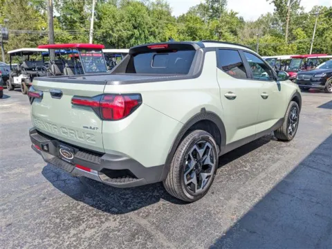 More photos of 2024 Hyundai Santa Cruz Limited at Gahanna Auto Sales, OH