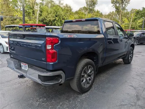 More photos of 2022 Chevrolet Silverado 1500 LT at Gahanna Auto Sales, OH