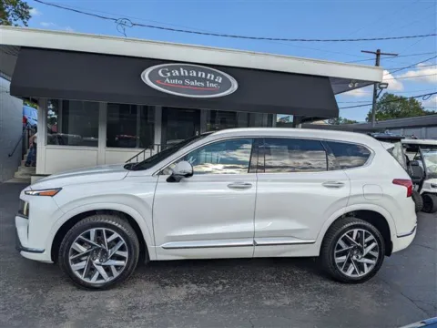 Photos of 2022 Hyundai Santa Fe Calligraphy for sale in Gahanna, OH at Gahanna Auto Sales