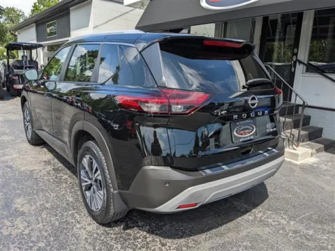 Another view of 2022 Nissan Rogue SV for sale in Gahanna, OH at Gahanna Auto Sales