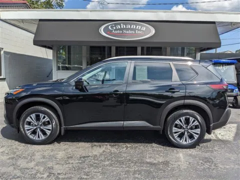 Photos of 2022 Nissan Rogue SV for sale in Gahanna, OH at Gahanna Auto Sales