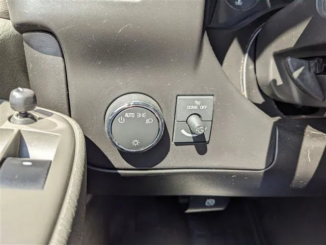 2024 GMC Savana Cargo Work Van - Photo 20