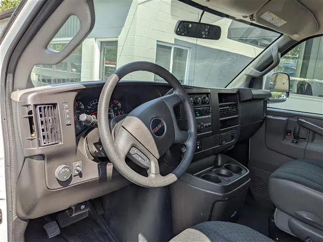 2024 GMC Savana Cargo Work Van - Photo 7
