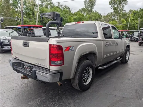 More photos of 2008 GMC Sierra 1500 SLT at Gahanna Auto Sales, OH