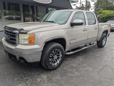 Silver 2008 GMC Sierra 1500 SLT for sale in Gahanna, OH