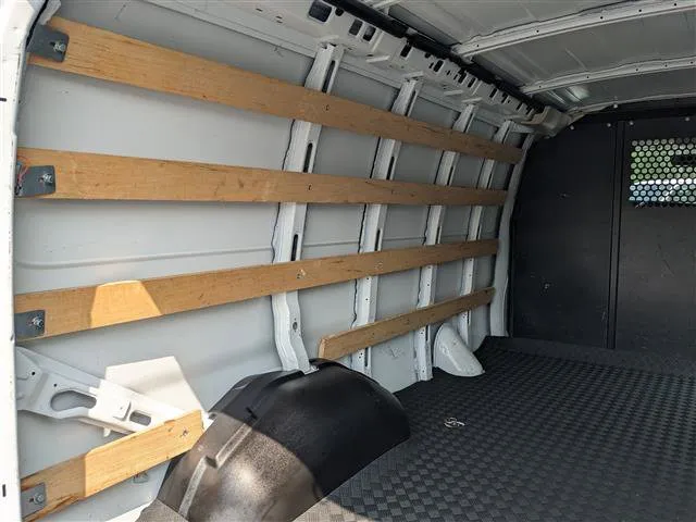 2023 Chevrolet Express Cargo Work Van - Photo 12