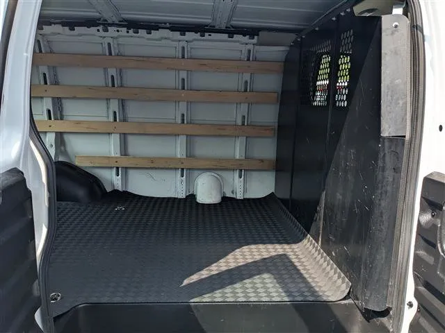 2023 Chevrolet Express Cargo Work Van - Photo 14