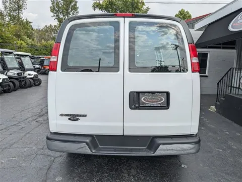 More photos of 2023 Chevrolet Express Cargo Van 2500 Cargo at Gahanna Auto Sales, OH