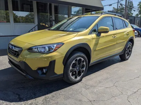 Yellow 2023 Subaru Crosstrek Premium for sale in Gahanna, OH