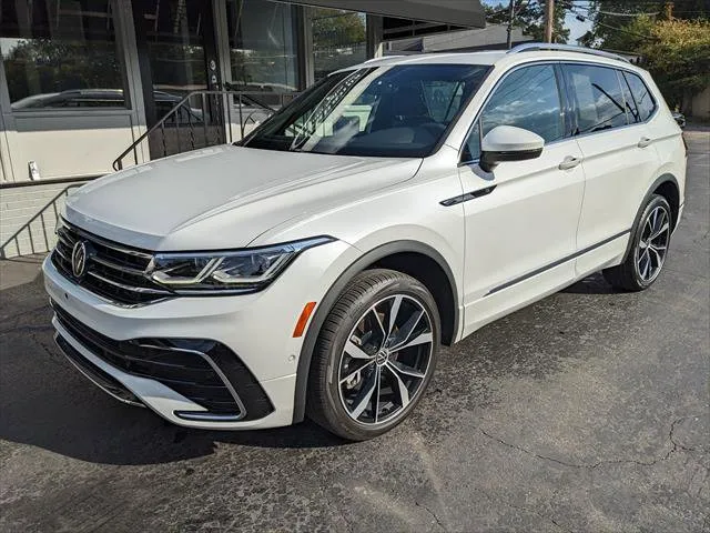 White 2022 Volkswagen Tiguan SEL R-Line for sale in Gahanna, OH