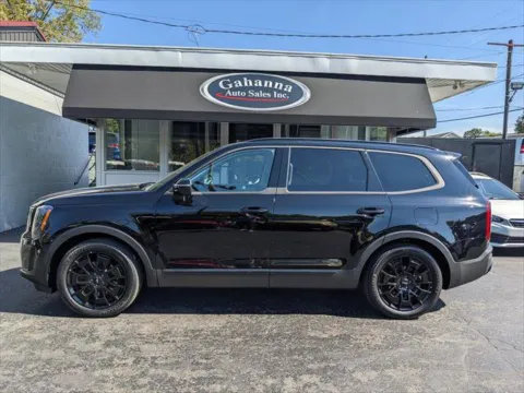 Photos of 2022 Kia Telluride EX for sale in Gahanna, OH at Gahanna Auto Sales