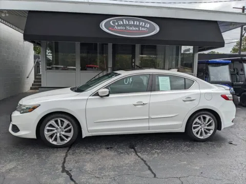 Photos of 2016 Acura ILX 8-Spd AT w/ Premium Package for sale in Gahanna, OH at Gahanna Auto Sales
