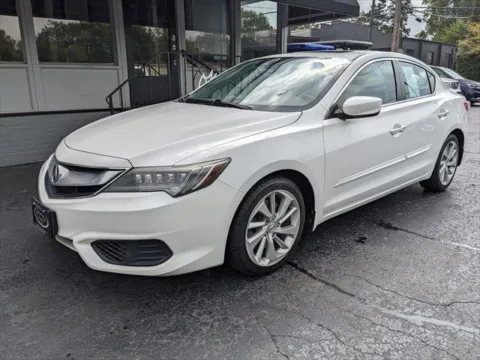 White 2016 Acura ILX 8-Spd AT w/ Premium Package for sale in Gahanna, OH