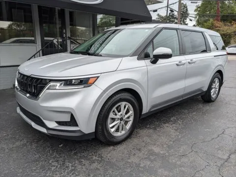 Silver 2022 Kia Carnival LXS for sale in Gahanna, OH