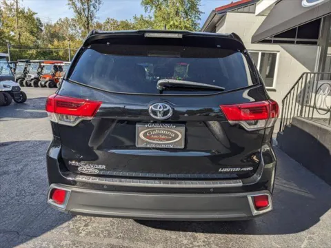 More photos of 2019 Toyota Highlander Limited AWD V6 at Gahanna Auto Sales, OH