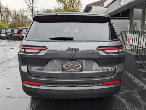 More photos of 2023 Jeep Grand Cherokee L Altitude at Gahanna Auto Sales, OH
