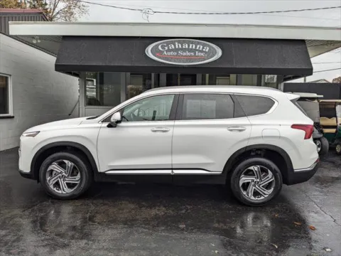 Photos of 2023 Hyundai Santa Fe SEL for sale in Gahanna, OH at Gahanna Auto Sales