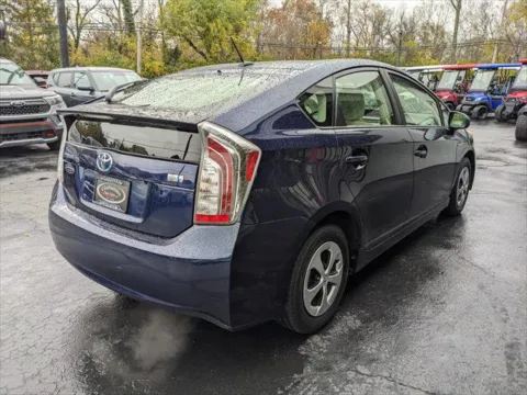 More photos of 2012 Toyota Prius IV at Gahanna Auto Sales, OH