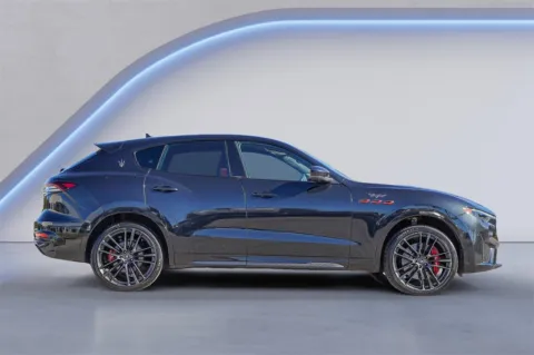 More photos of 2022 Maserati Levante Trofeo at Alfa Romeo of Austin, TX