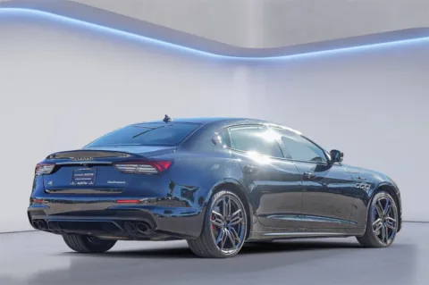 More photos of 2022 Maserati Quattroporte Modena Q4 at Alfa Romeo of Austin, TX
