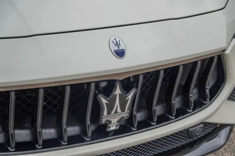 More photos of 2022 Maserati Ghibli Modena Q4 at Alfa Romeo of Austin, TX