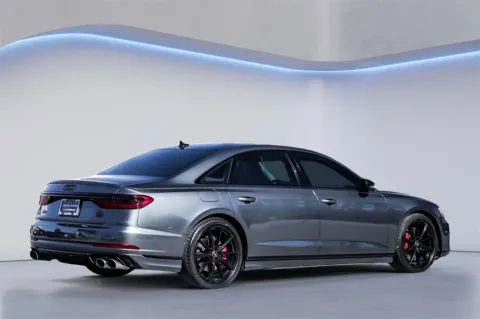 More photos of 2022 Audi S8 4.0T at Alfa Romeo of Austin, TX