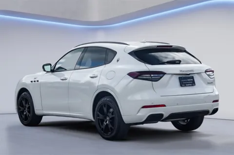 More photos of 2022 Maserati Levante GT at Alfa Romeo of Austin, TX