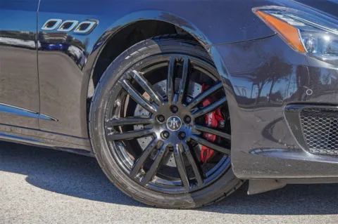 Photos of 2022 Maserati Quattroporte Modena Q4 for sale in Austin, TX at Alfa Romeo of Austin