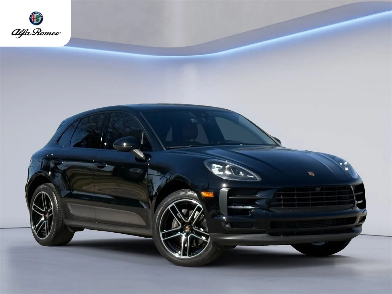 Black 2021 Porsche Macan for sale in Austin, TX