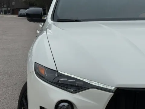 More photos of 2022 Maserati Levante Modena S at Alfa Romeo of Austin, TX