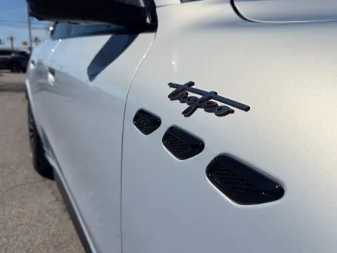 More photos of 2024 Maserati Grecale Trofeo at Alfa Romeo of Austin, TX