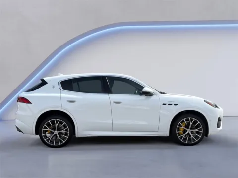 More photos of 2023 Maserati Grecale GT at Alfa Romeo of Austin, TX