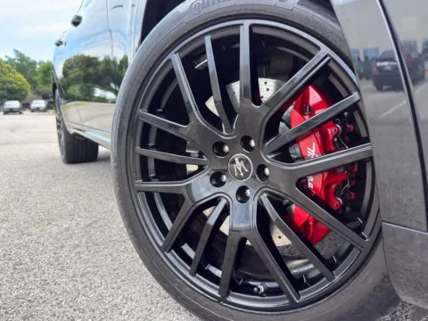 More photos of 2022 Maserati Levante Modena S at Alfa Romeo of Austin, TX