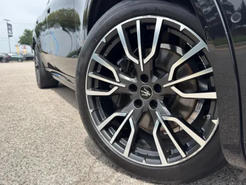 More photos of 2023 Maserati Grecale Modena at Alfa Romeo of Austin, TX