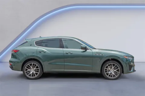 More photos of 2022 Maserati Levante Modena at Alfa Romeo of Austin, TX
