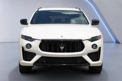 More photos of 2022 Maserati Levante GT at Alfa Romeo of Austin, TX